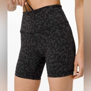 Lululemon Wunder Train High Rise Short 6"